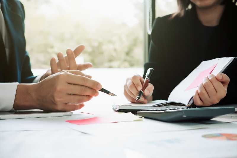 Funciones clave de un asesor ERP en tu implementación
